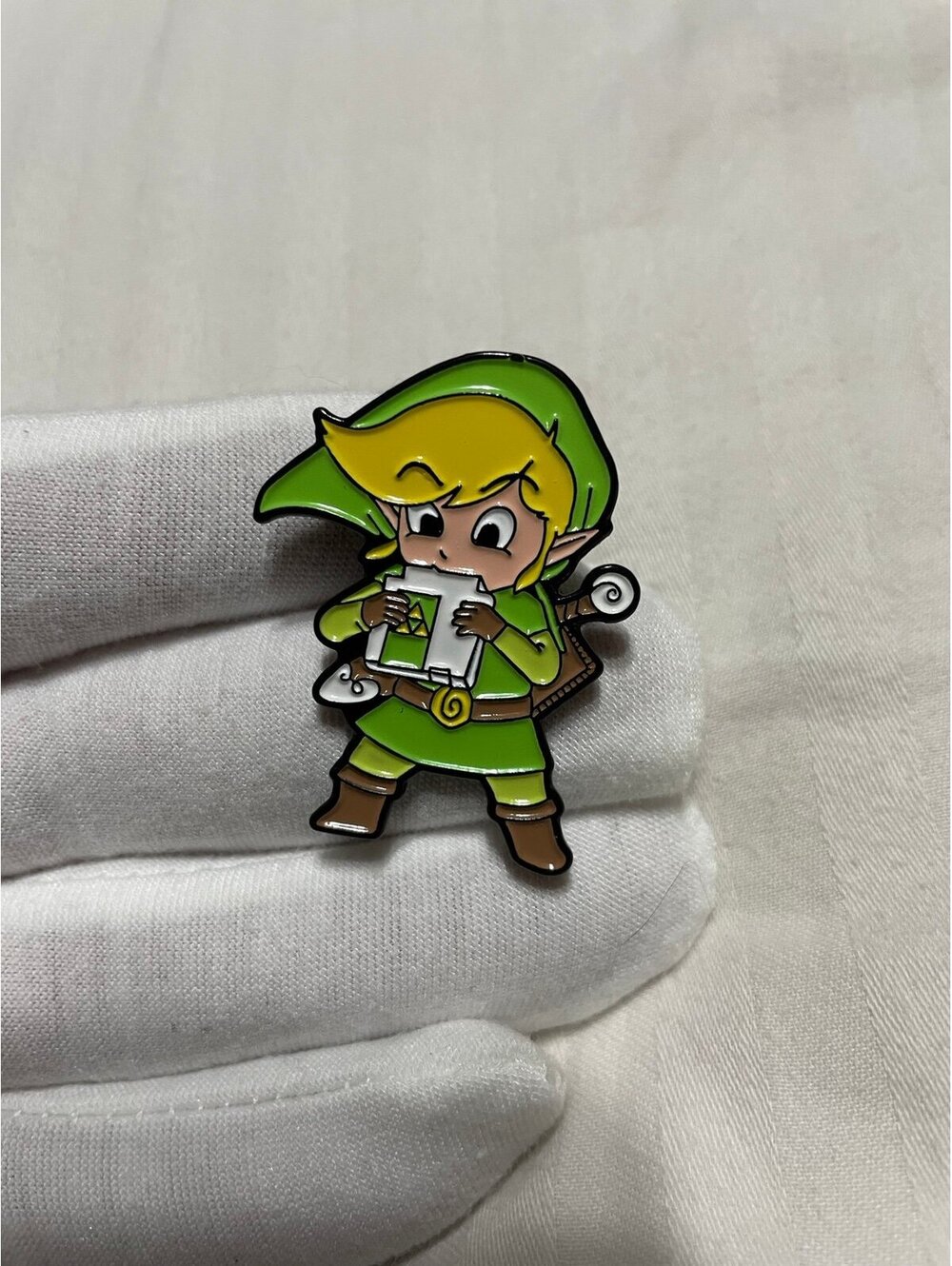 Legend of Zelda link enamel pin brooch anime cartoon cute funny Nintendo